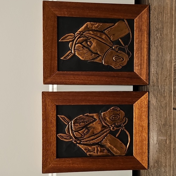 Beautiful & RARE Wooden Framed Horse Wall Art Set Copper and Black - Picture 4 of 8